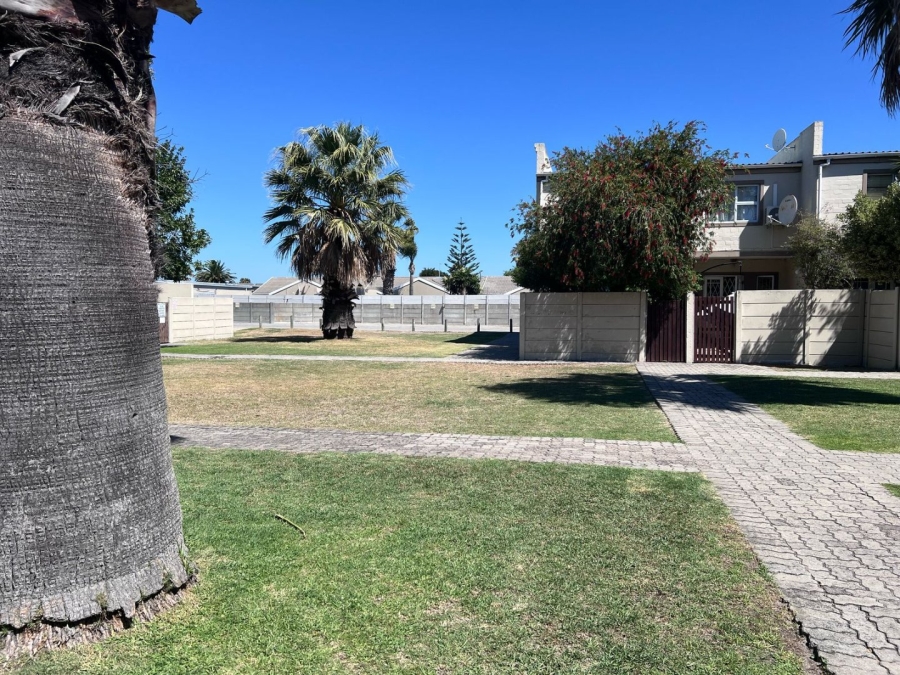 2 Bedroom Property for Sale in Parklands Western Cape